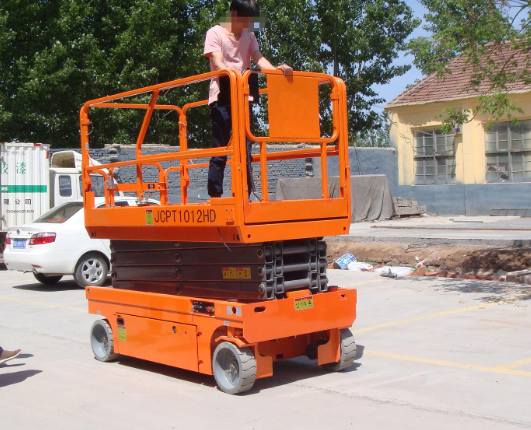 横峰移动式升降平台规格与使用规范