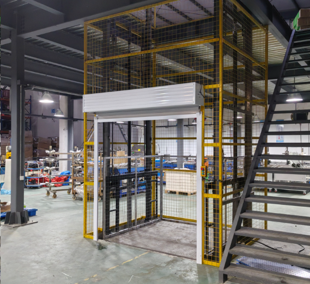 横峰食品厂物料提升